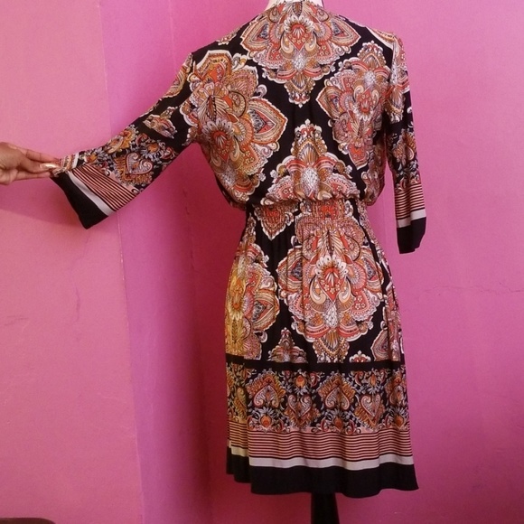 Dress - Picture 2 of 2